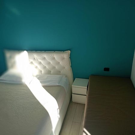 Blue Shades Hotel Пиза Екстериор снимка
