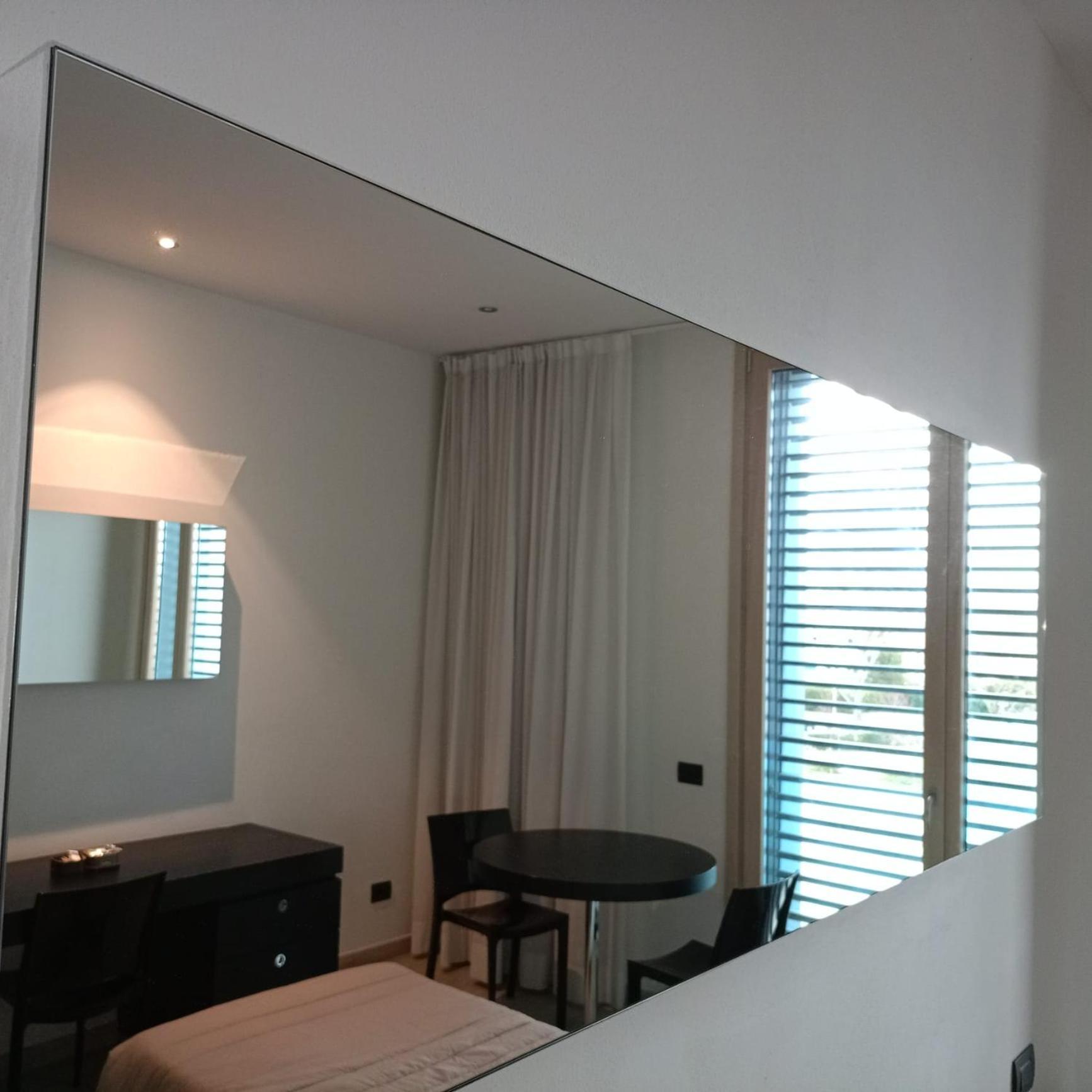 Blue Shades Hotel Пиза Екстериор снимка