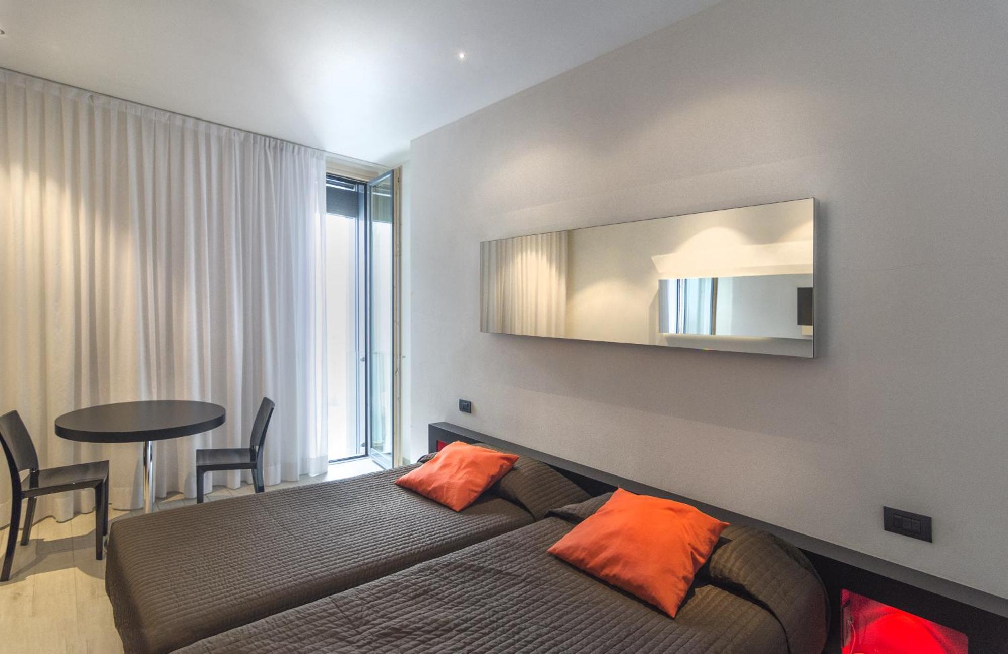 Blue Shades Hotel Пиза Екстериор снимка